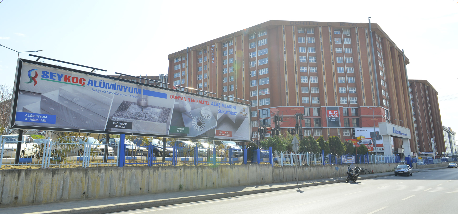 İşmodern Karşısı Süleyman Demirel Bulvarı 1 Nolu Giant Board Ölçü 16mt - 2mt İşmodern Karşısı Süleyman Demirel Bulvarı 1 Nolu Giant Board Ölçü 16mt - 2mt