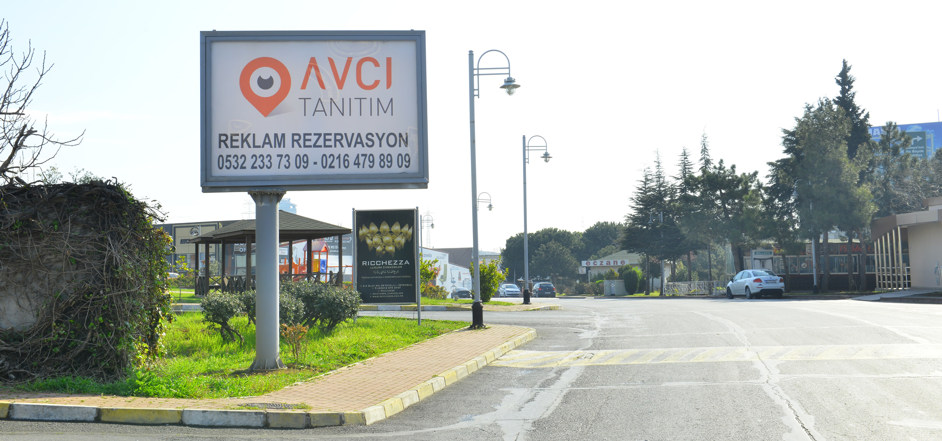 İstanbul Anadolu Yakası Totem Reklamları